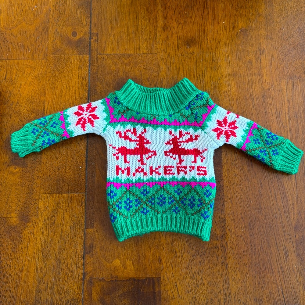 NWOT Marker’s Mark Wine Bottle Sweater Cover